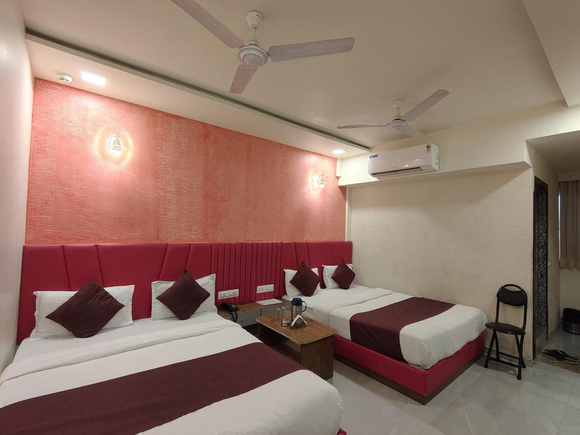 Hotel Avadh Palace, Subhash Bridge, Rto Circle, Ahmedabad Eksteriør billede